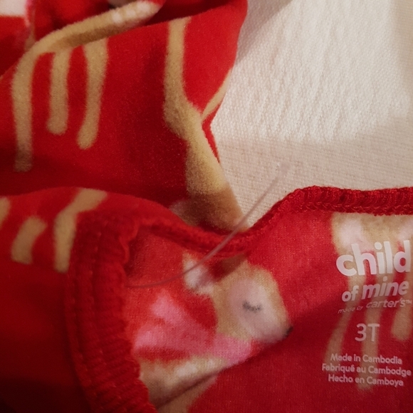 Child of Mine red fleece reindeer 3T fleece pajamas - Picture 3 of 4